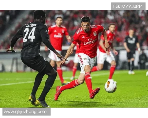 德甲焦点战曼联与本菲卡握手言和乌龙球成比赛转折点解析