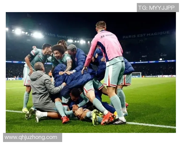 巴萨友谊赛惊险胜马竞4-3争议判罚引发全场热议