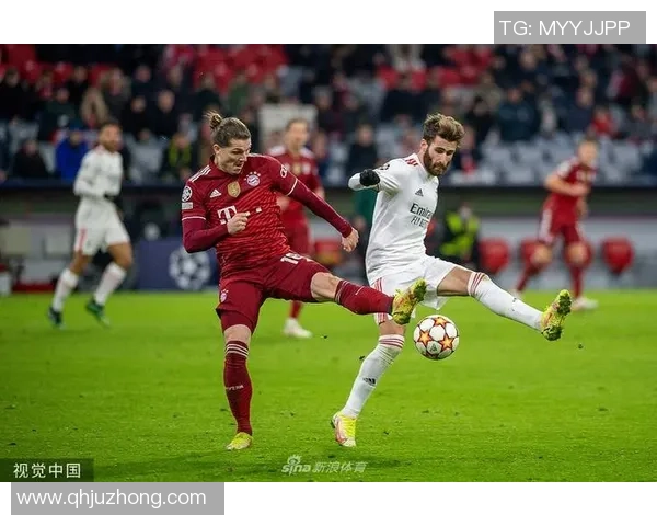 欧冠大战曼联大胜拜仁帽子戏法引发全场狂欢战术分析揭秘